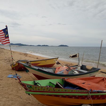 Amanda Homestay Dungun 1 Bagian luar foto